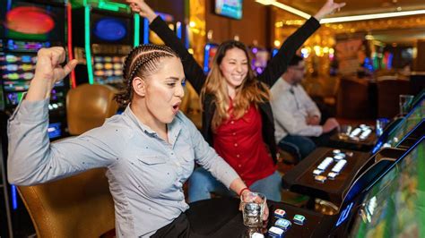 How to Play Slot Machines: Tips and Guidelines .